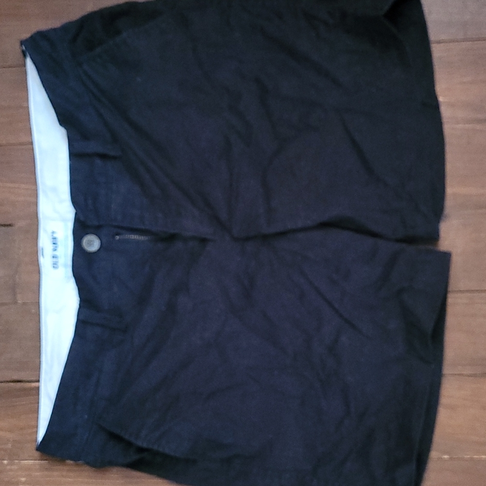 Black old navy shorts